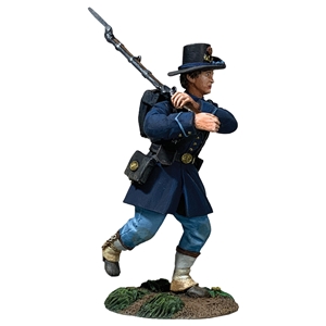 Federal Iron Brigade Advancing at Right Shoulder Wearing Gaiters, No 1
