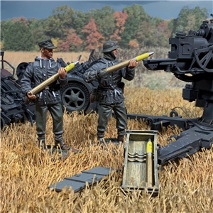 German 2 Man Flak Crew w/Open Crate & High Explosive Shells, 1942-45