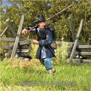 Union Iron Brigade Advancing at Right Shoulder Wearing Gaiters, No 2