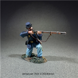 Union Infantryman in Sack Coat Kneeling Firing, No 2