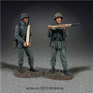 Preparing for Action, No.1 Two Members of a German 88 FlaK Gun