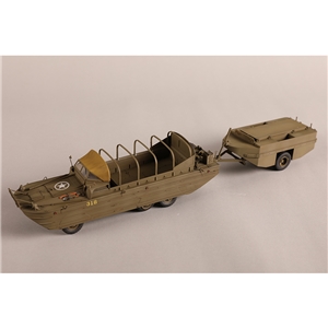 US GMC DUKW-353 w/ WTCT-6 Trailer c.1942