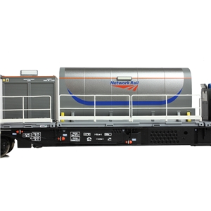 31-579 Windhoff MPV 2-Car Set Network Rail Orange -03
