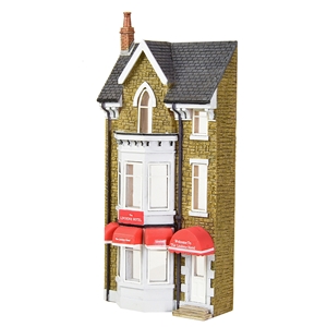 44-0207 OO Scale Low Relief  Lindene Hotel