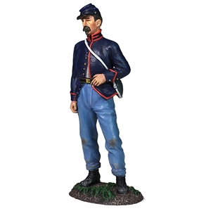 Federal Artilleryman Standing with Hand on Belt