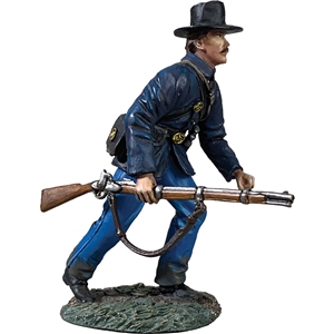 Federal in Sack Coat and Felt Hat Advancing At Trail