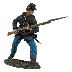 Federal Infantry in Sack Coat Defending No 2